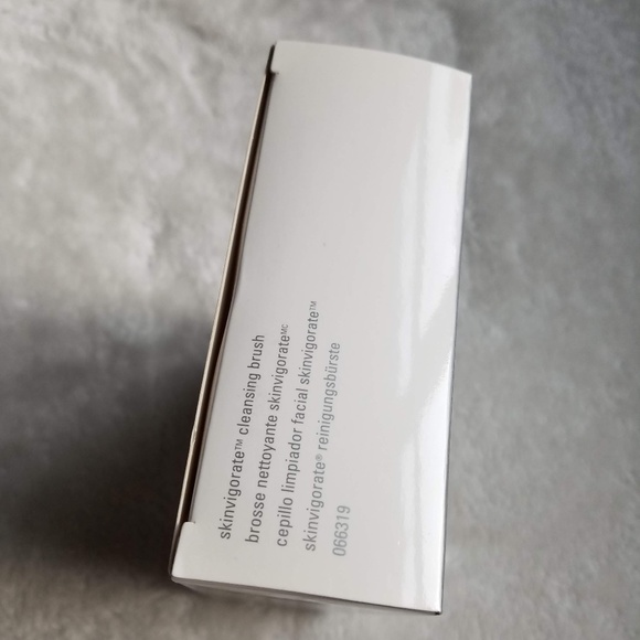 Mary Kay Skinvigorate Cleansing Brush, BRAND NEW - Picture 2 of 6